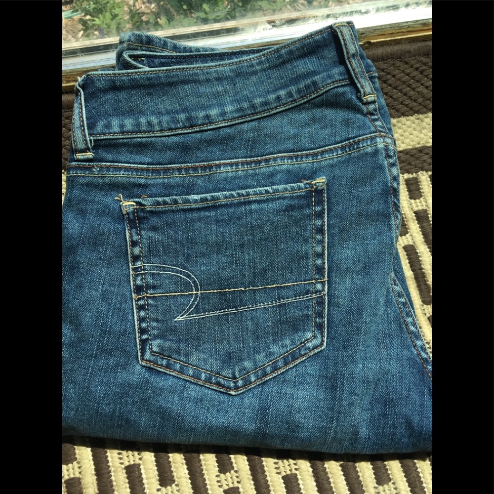 🔴American Eagle Straight Jeans🔴